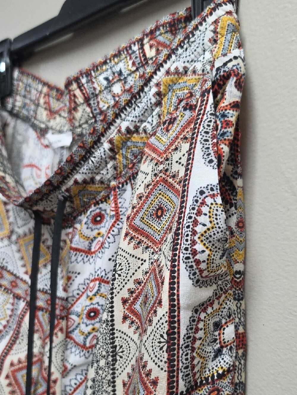 BCBGeneration White Multi-Print Drawstring Track Pants - Picture 7 of 8
